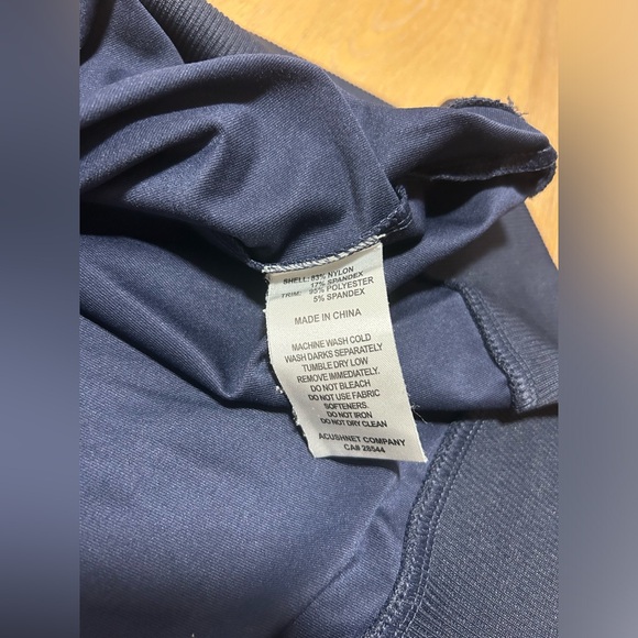 Large FootJoy pullover vest, Men’s large golf vest - Picture 6 of 8